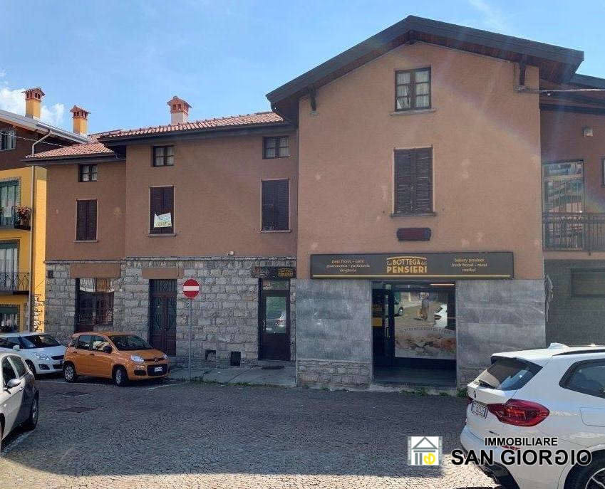 8 Bed, 1 Bath, HouseFor Sale, Lecco, Lombardia