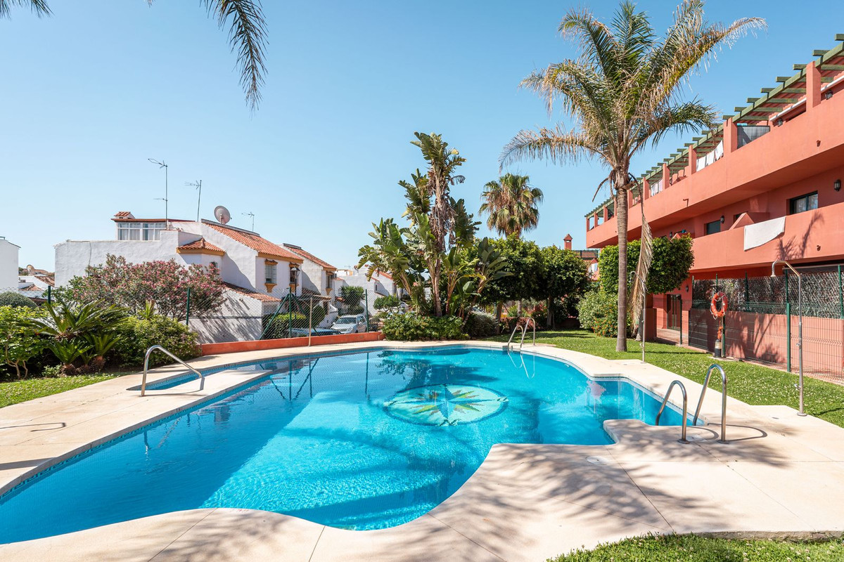 2 Bed, 1 Bath, ApartmentFor Sale, Casares Playa, Malaga