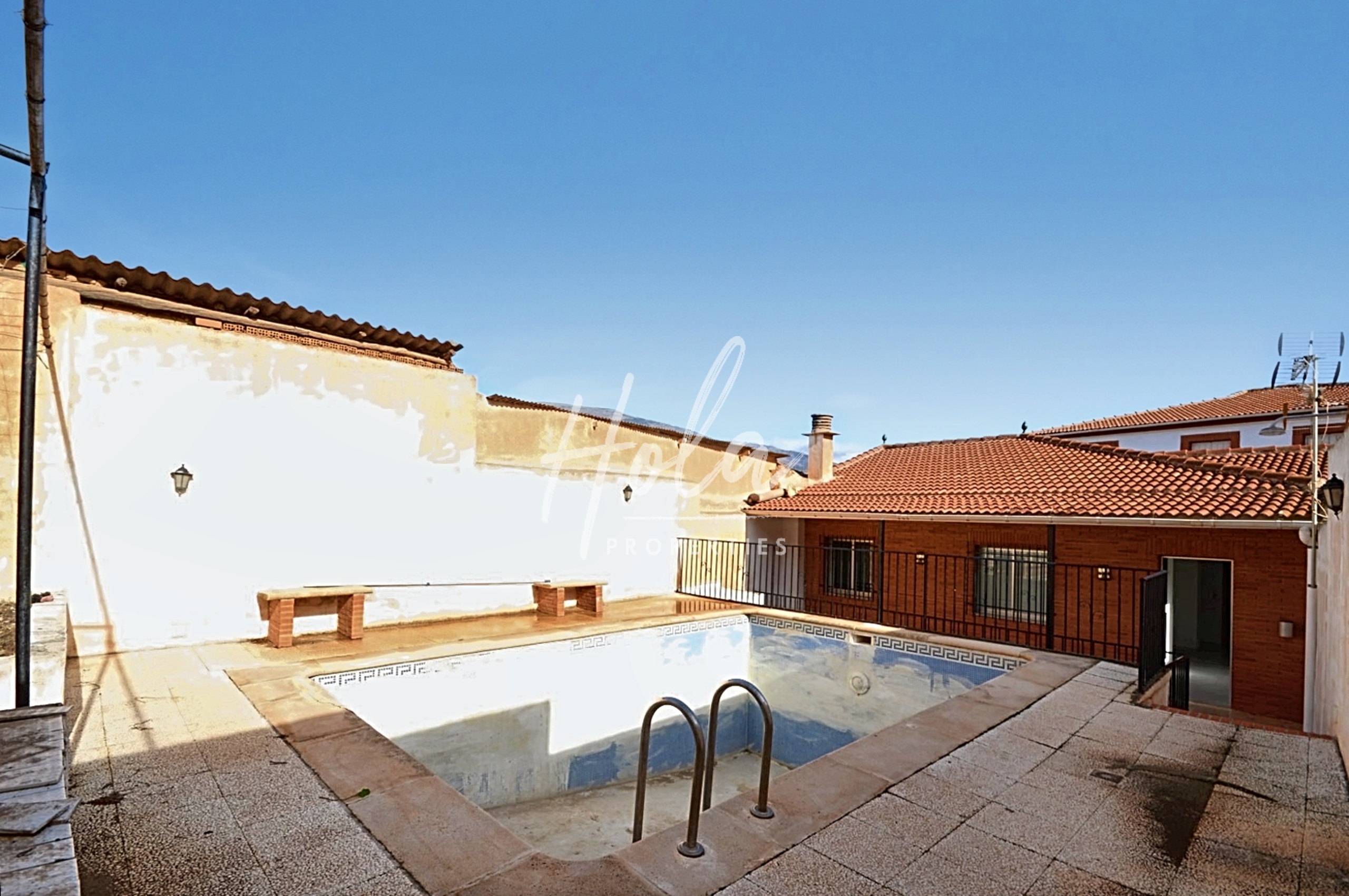 5 Bed, 2 Bath, HouseFor Sale, Pinos Del Valle, Granada