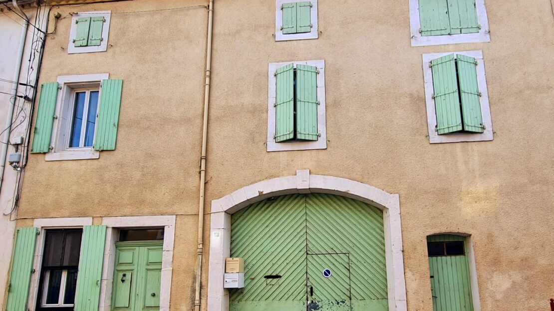 6 Bed, 2 Bath, HouseFor Sale, Lezignan Corbieres, Aude, Languedoc-Roussillon, 11200