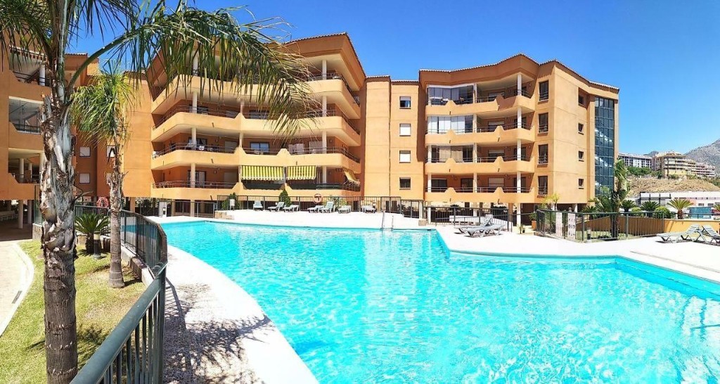 2 Bed, 2 Bath, ApartmentFor Sale, Fuengirola, Malaga