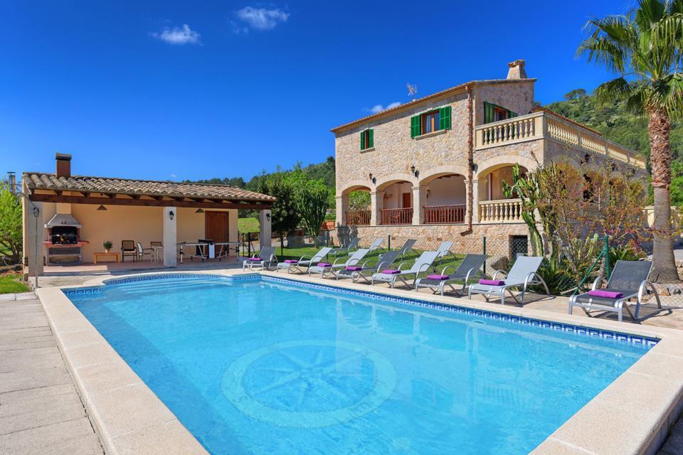 6 Bed, 3 Bath, HouseFor Sale, Alcudia, Illes Balears, 07400