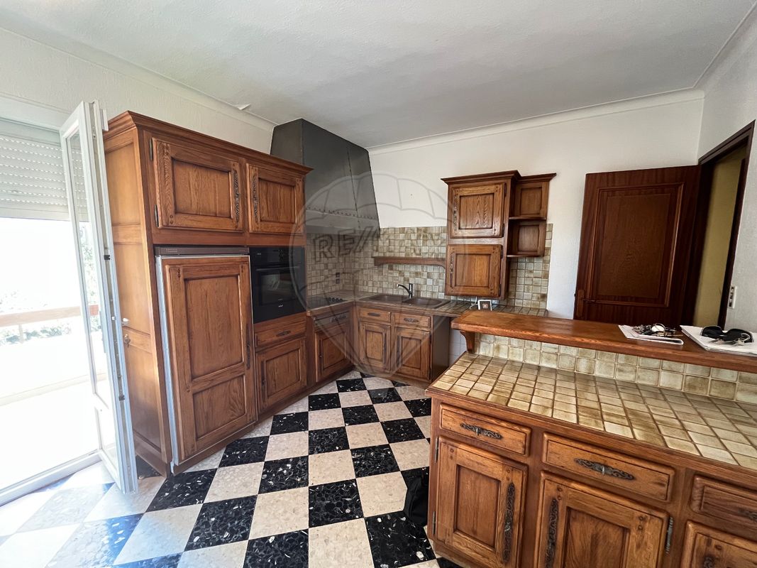 3 Bed, 2 Bath, HouseFor Sale, Beziers, Herault, Occitanie, 34500